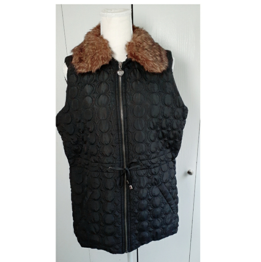 Three Hearts  Black jacket faux fur removable   collar Size L for women